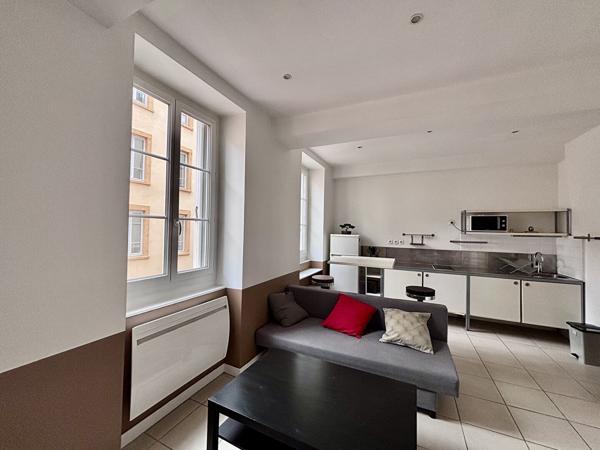 Appartement Lyon 2 pièces 32 m²