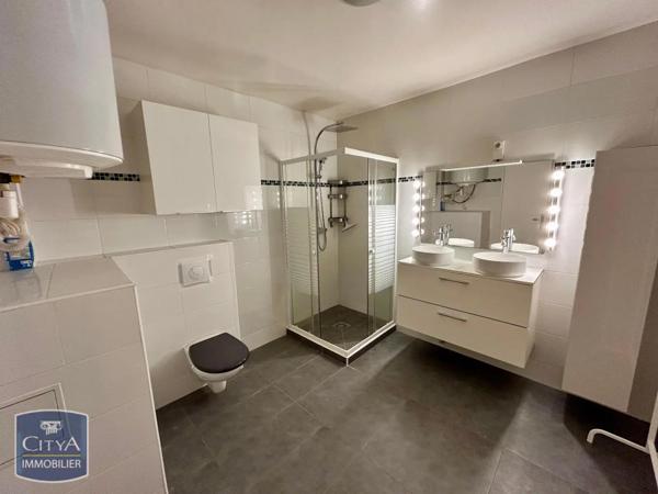 Appartement à louer 3 pièces 68.2m²