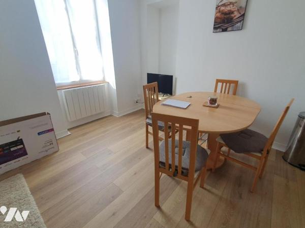 IMMEUBLE DE RAPPORT - JANZE