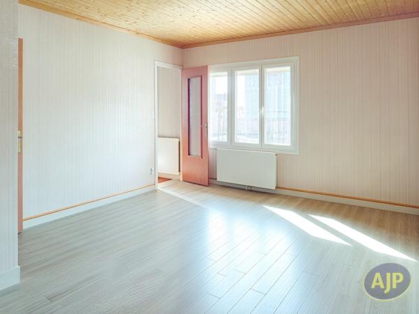 Maison à vendre Saint Nazaire - 5 pièces, 74m² avec 4 chambre(s) à 191 880€ - AJP Immobilier Saint-Nazaire