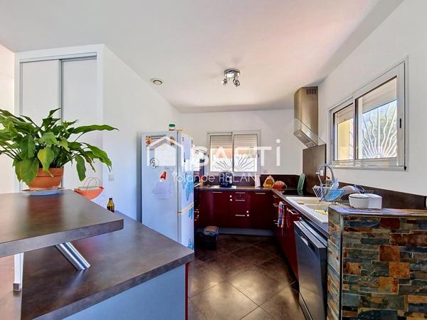 Maison de 2011, 4 chambres, garage, sous sol de 45 m² sur terrain de 380 m²