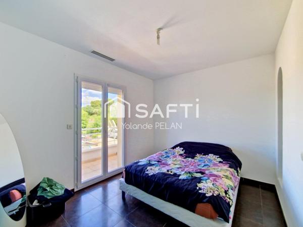Maison de 2011, 4 chambres, garage, sous sol de 45 m² sur terrain de 380 m²