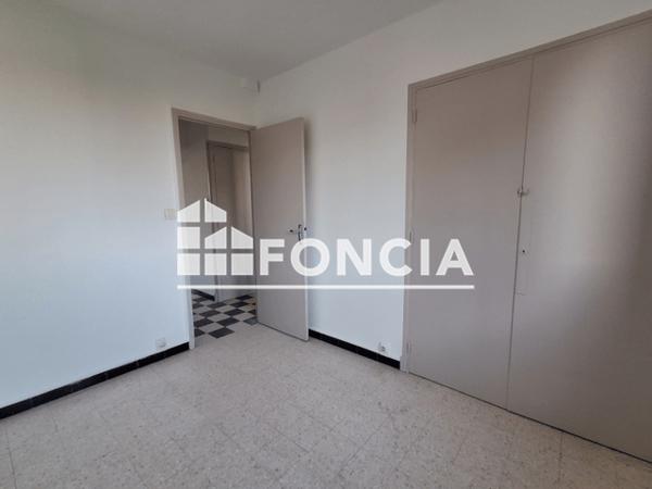 Location Appartement 4 pièces 76.66 m² - RUE DU GRAND CAMARGUE Nimes 30000