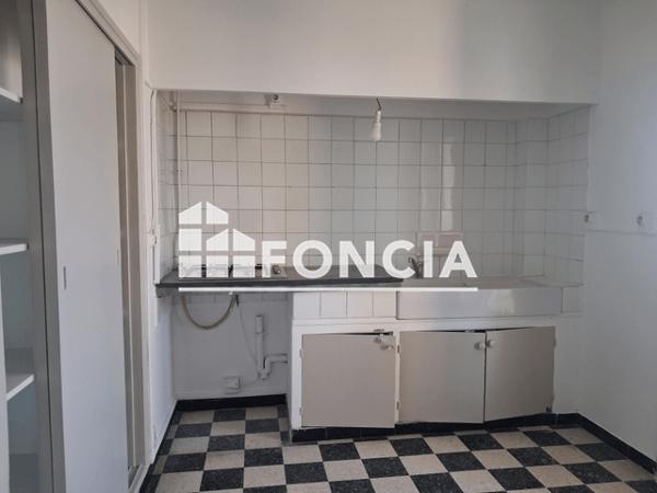 Location Appartement 4 pièces 76.66 m² - RUE DU GRAND CAMARGUE Nimes 30000