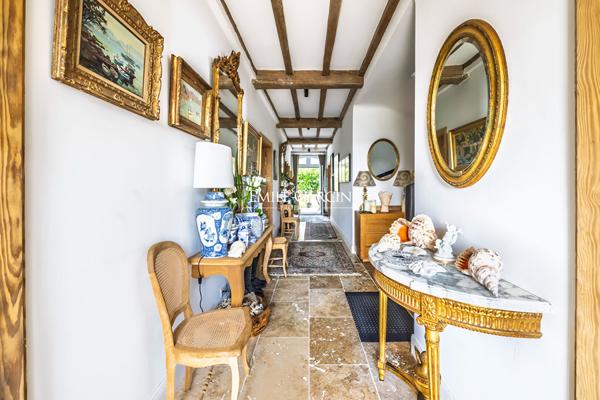Maison de maître avec piscine  à vendre au Pays Basque