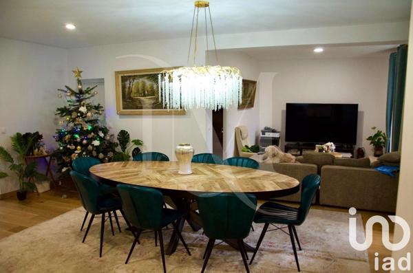 Maison 7 pièces de 176 m² à Chilly-Mazarin (91380)