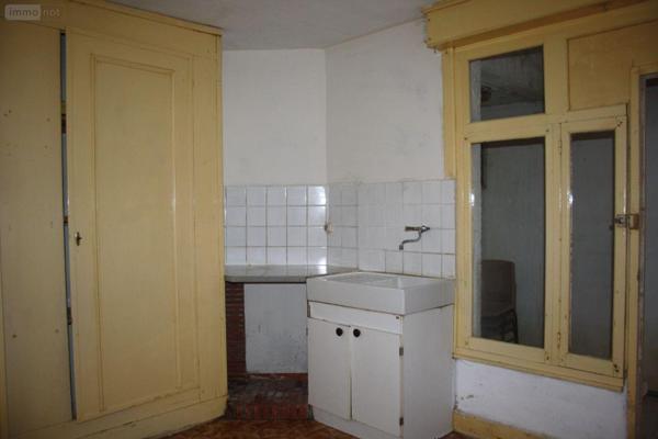 Local Professionnel et commercial à louer à Cassel dans le Nord (59670), ref : H151139