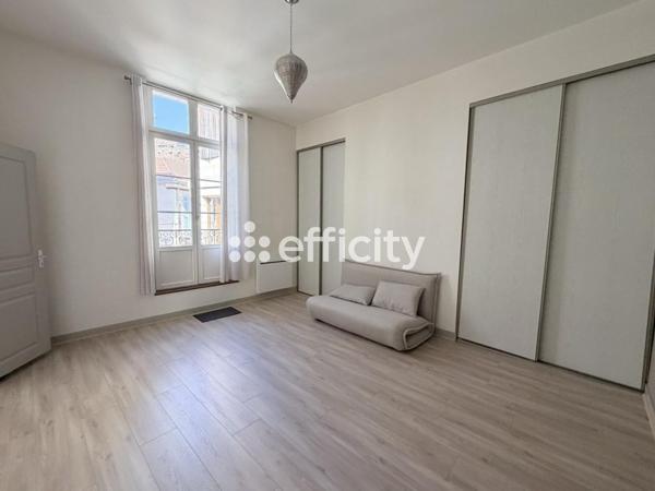 Appartement
         3 pièces
        - 78 m² Exclusivité 134 000 € *