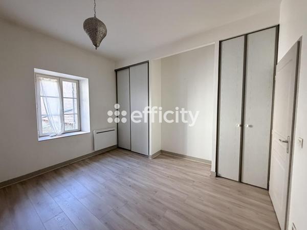 Appartement
         3 pièces
        - 78 m² Exclusivité 134 000 € *
