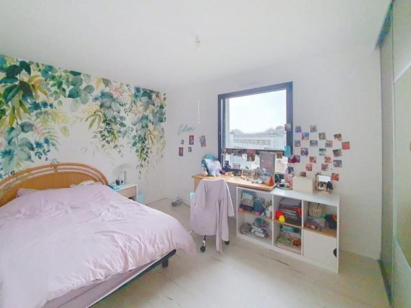 LORIENT : Belle maison contemporaine T5 avec des prestations de qualité