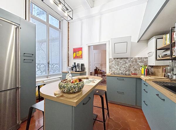 Superbe appartement de caractère, 3 pièces 97 m², Montauban centre historique