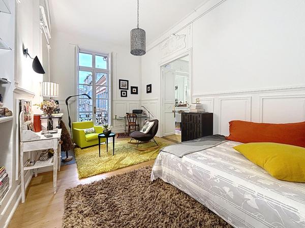 Superbe appartement de caractère, 3 pièces 97 m², Montauban centre historique