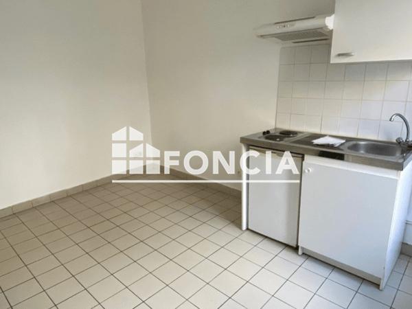 Location Studio 14.6 m² - 14 RUE STEPHENSON Lille 59000