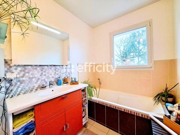 Maison 4 pièces - 94 m² Exclusivité efficity