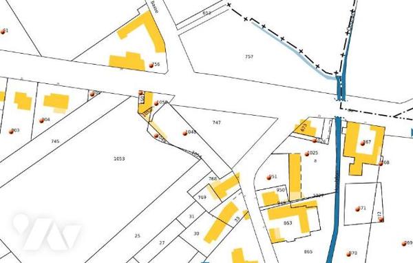 Terrain constructible 1371 m²