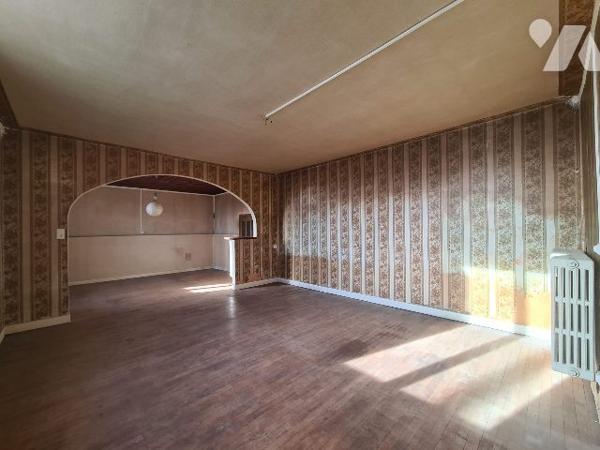 Immeuble à vendre Boujailles