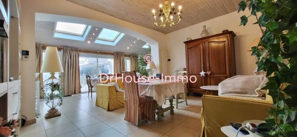 Maison à vendre 4 pièces de 133 m²