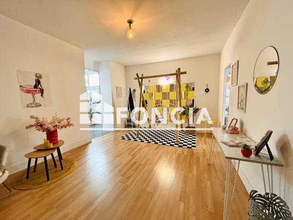 Location Local commercial 3 pièces 84.75 m² - 29 BOULEVARD DE STRASBOURG Toulon 83000