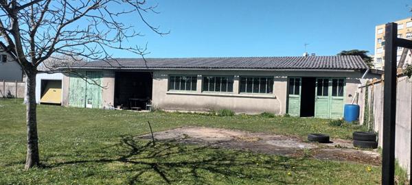 Terrain à DREUX, 28100 - 2440m²