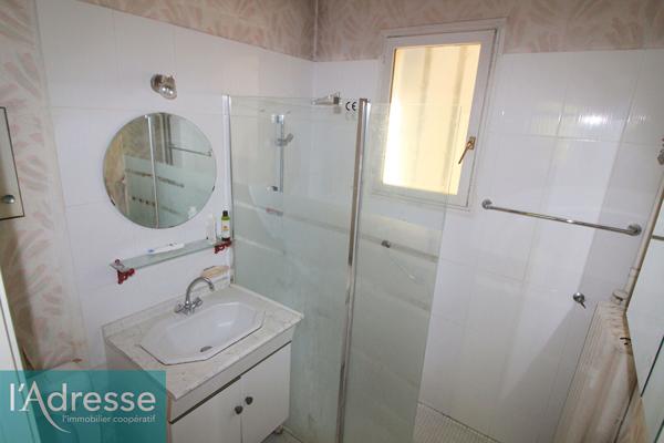 Maison familiale avec sous-sol total à Savigny-sur-Orge.