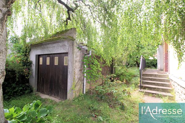 Maison familiale avec sous-sol total à Savigny-sur-Orge.