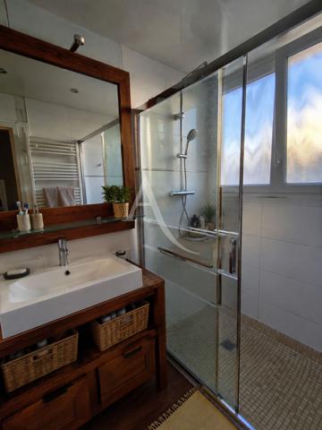 Pau, Maison ,proche commerces,2 chambres et combles