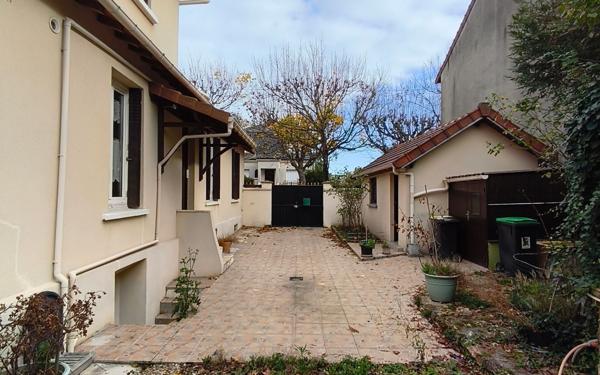 Maison à vendre    3 pièces •  Saint-Maur-des-Fossés