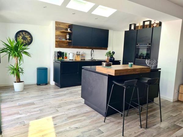 Maison à vendre |  Saint-Pée-sur-Nivelle |  3 pièces | 105 m²