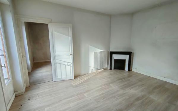 Maison à vendre    3 pièces •  Rozay-en-Brie