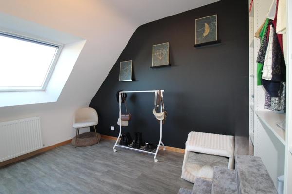 Maison à SAINT-MELOIR-DES-ONDES, 35350 - 5 pièces 94m²