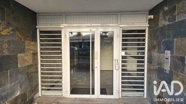 Murs commerciaux  à vendre 68 m² Saint-Pierre