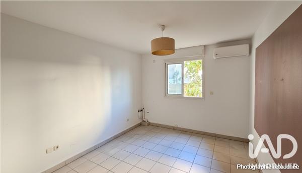 Murs commerciaux  à vendre 68 m² Saint-Pierre