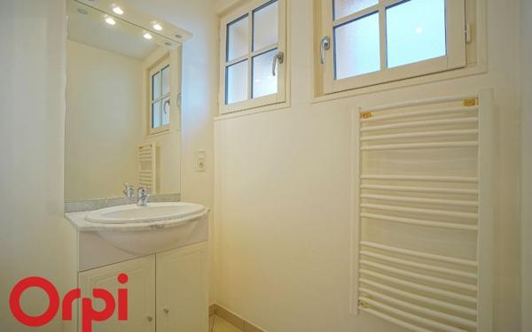 Appartement à louer    3 pièces •  Bernay