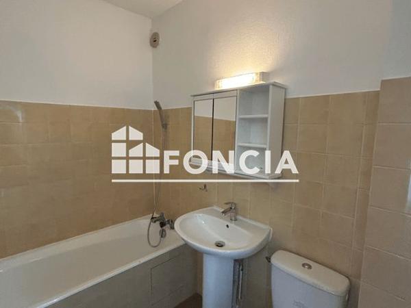 Location Appartement 2 pièces 38.45 m² - 5 RUE CARNOT Montauban 82000