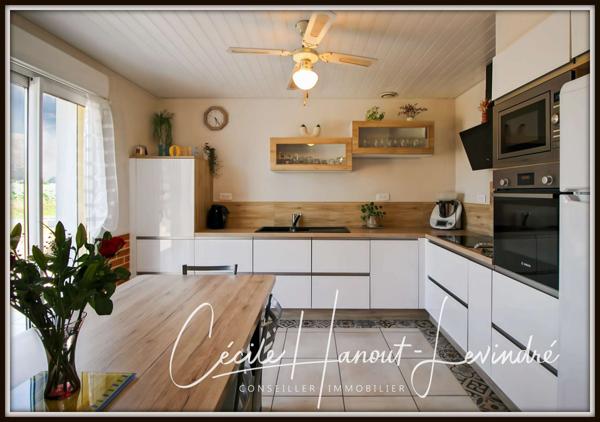 Antrain (35560) Entre Pontorson et Antrain. (Sacey) Pavillon 1993 sur sous-sol - 132 M² - 4 Chambres - Terrain: 1.038 M².