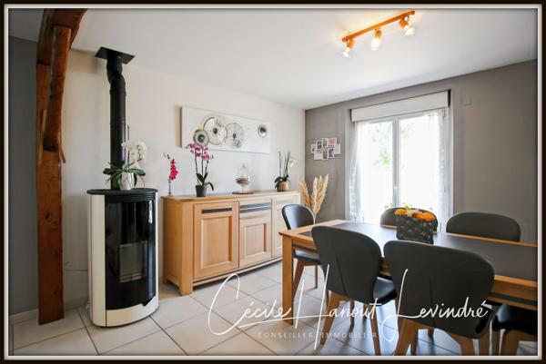 Antrain (35560) Entre Pontorson et Antrain. (Sacey) Pavillon 1993 sur sous-sol - 132 M² - 4 Chambres - Terrain: 1.038 M².