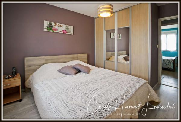 Antrain (35560) Entre Pontorson et Antrain. (Sacey) Pavillon 1993 sur sous-sol - 132 M² - 4 Chambres - Terrain: 1.038 M².