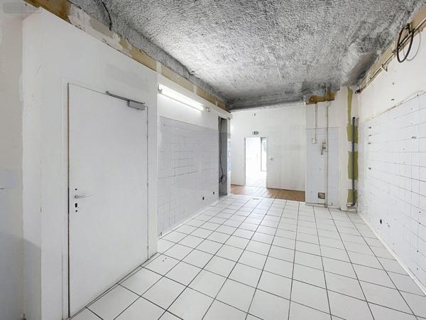 Fonds et/ou murs commerciaux à vendre à Bordeaux en Gironde (33000), ref : 011-492   
Croix Blanche