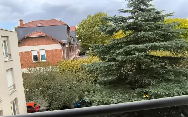 Appartement à vendre    3 pièces • 68,32 m2 Saint-Gratien