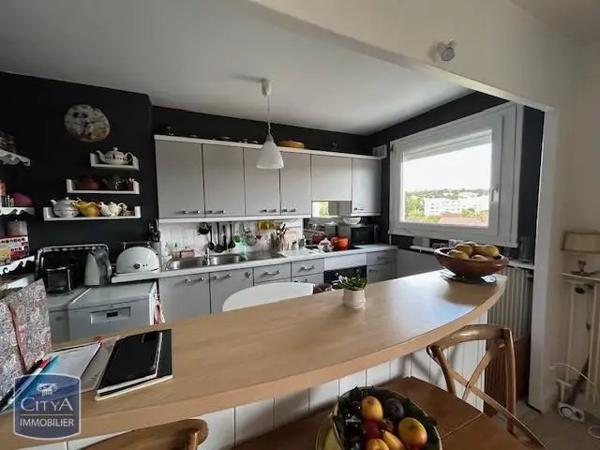 Appartement à louer 3 pièces 61.6m²