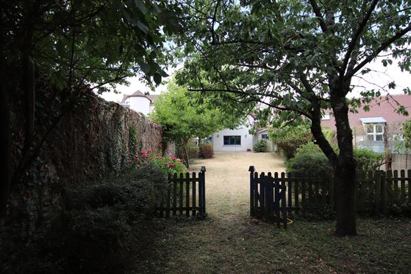 Maison 10 pièces à Linas proche centre-ville.