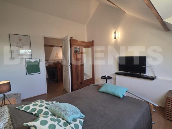 Maison Ancienne rénovée 4CH. Jardin 1079m²