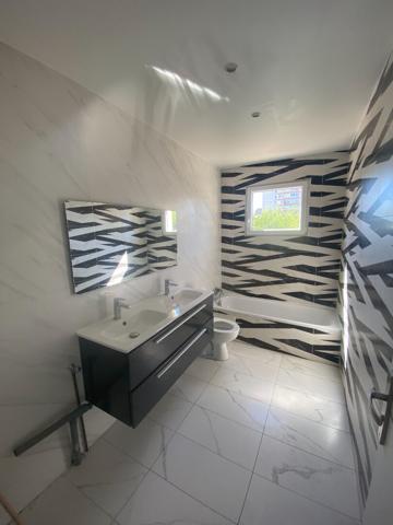 Maison Saint Denis 5 pièce(s) 112.24 m2