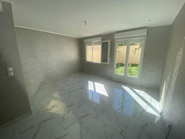 Maison Saint Denis 5 pièce(s) 112.24 m2