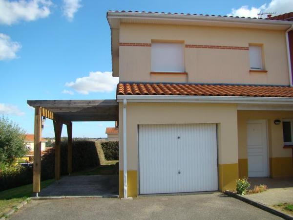 Maison à louer 713 € CC GIMONT 4 p 80 m² DPE C