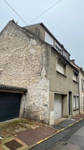 Vente Immeuble 180 m2 à Étampes