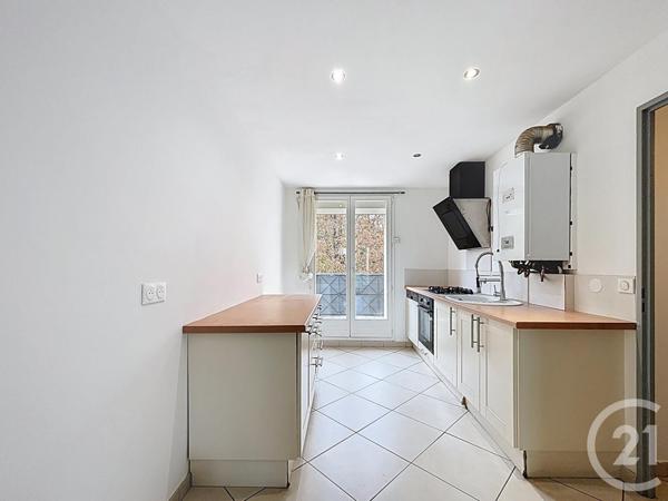 Appartement F3 à vendre  3 pièces - 65,65 m2 MOISSY CRAMAYEL - 77