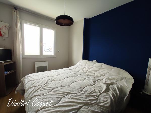 Villa de plain-pied avec piscine