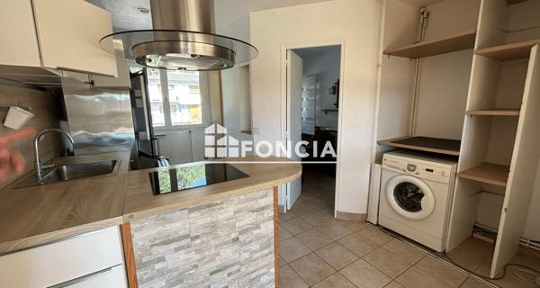 Location Appartement 3 pièces 87.68 m² - ÉTiolles 91450