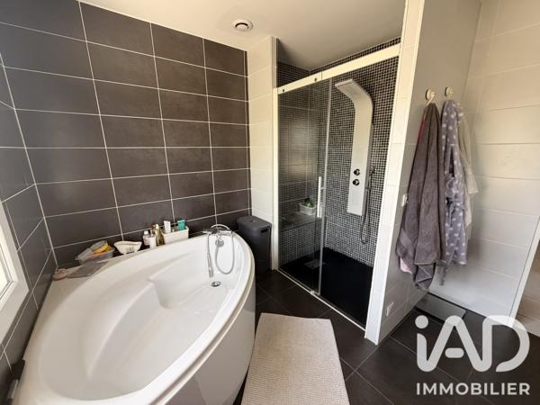 Maison à vendre 6 pièces 131,75 m² Livron-sur-Drôme
